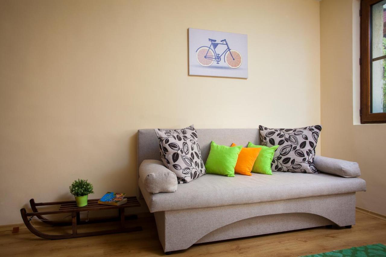 Green Orange Apartment 반스코 외부 사진